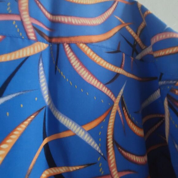 Barcode Shirt Men XL, Hawaiian Button Up, 24 Inch Of Armp To Armp,good Condictio - Picture 9 of 9